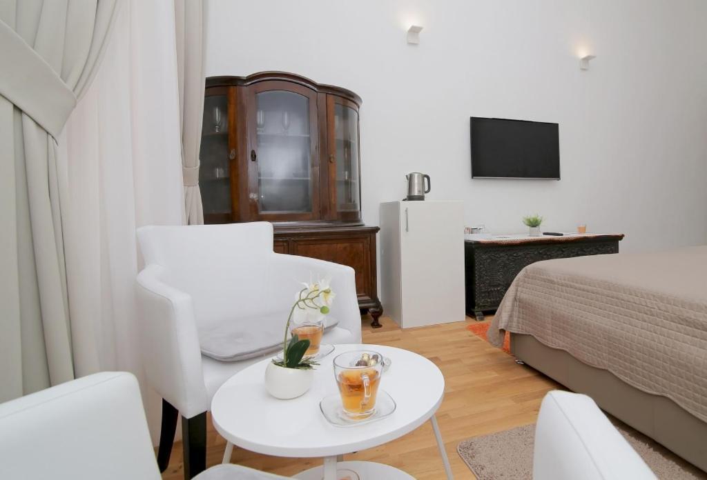 Room In Dubrovnik With Air Conditioning, Wifi Washing Machine 4246-3 Экстерьер фото